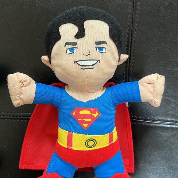DC Super Friends Batman & Superman plush - Picture 4 of 10